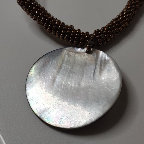 Lia Sophia Brown Shell Pendant Necklace Adjustable 16 To 17 Inches Long - Picture 7 of 10